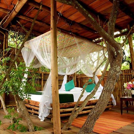 The Saraii Tree Lodge Tissamaharama Exterior photo